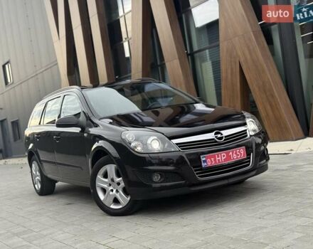 Чорний Опель Астра, об'ємом двигуна 1.6 л та пробігом 241 тис. км за 5499 $, фото 1 на Automoto.ua