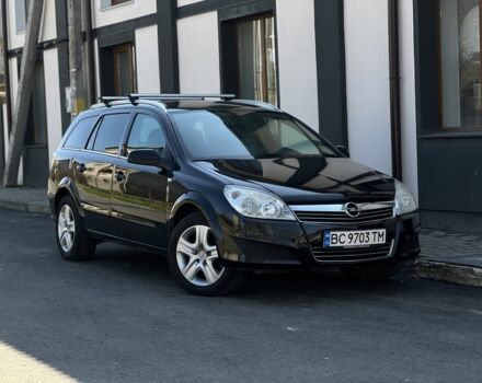 Черный Опель Астра, объемом двигателя 1.7 л и пробегом 256 тыс. км за 4000 $, фото 1 на Automoto.ua