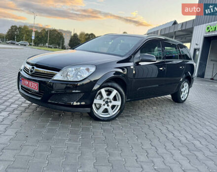 Черный Опель Астра, объемом двигателя 1.6 л и пробегом 180 тыс. км за 5000 $, фото 1 на Automoto.ua