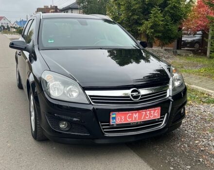 Черный Опель Астра, объемом двигателя 1.6 л и пробегом 181 тыс. км за 5700 $, фото 1 на Automoto.ua