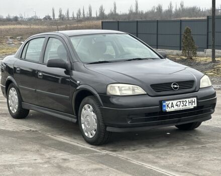 Чорний Опель Астра, об'ємом двигуна 1.4 л та пробігом 260 тис. км за 3600 $, фото 1 на Automoto.ua