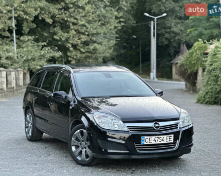 Черный Опель Астра, объемом двигателя 1.69 л и пробегом 280 тыс. км за 5600 $, фото 1 на Automoto.ua