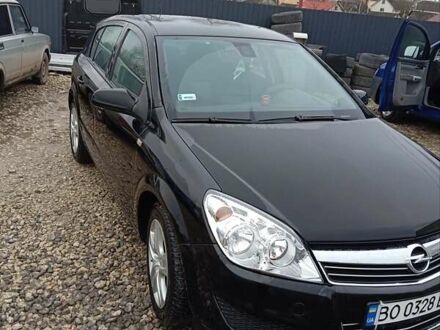 Чорний Опель Астра, об'ємом двигуна 1.69 л та пробігом 350 тис. км за 4700 $, фото 1 на Automoto.ua