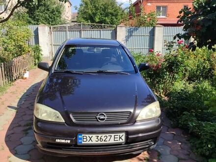 Чорний Опель Астра, об'ємом двигуна 1.6 л та пробігом 153 тис. км за 3850 $, фото 1 на Automoto.ua