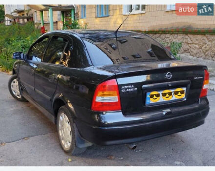 Чорний Опель Астра, об'ємом двигуна 1.36 л та пробігом 176 тис. км за 3700 $, фото 1 на Automoto.ua