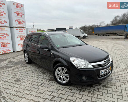 Черный Опель Астра, объемом двигателя 1.6 л и пробегом 214 тыс. км за 5450 $, фото 1 на Automoto.ua