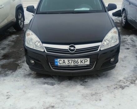 Черный Опель Астра, объемом двигателя 1.6 л и пробегом 260 тыс. км за 5999 $, фото 1 на Automoto.ua