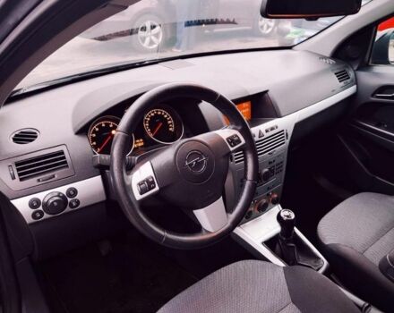 Черный Опель Астра, объемом двигателя 1.6 л и пробегом 230 тыс. км за 6300 $, фото 1 на Automoto.ua