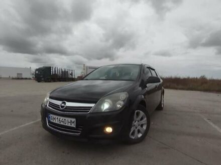 Опель Астра 2009 в Коростене на Automoto.ua Черный Опель Астра, объемом двигателя 1.25 л и пробегом 325 тыс. км за 4699 $, фото 1 на Automoto.ua