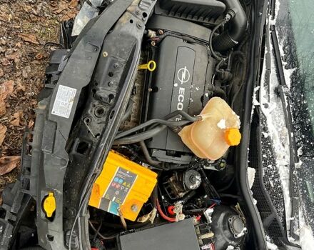 Черный Опель Астра, объемом двигателя 1.6 л и пробегом 32100 тыс. км за 2000 $, фото 1 на Automoto.ua