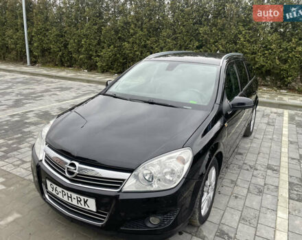 Чорний Опель Астра, об'ємом двигуна 1.6 л та пробігом 243 тис. км за 5950 $, фото 1 на Automoto.ua