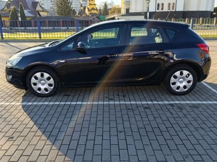 Черный Опель Астра, объемом двигателя 1.6 л и пробегом 249 тыс. км за 6500 $, фото 1 на Automoto.ua