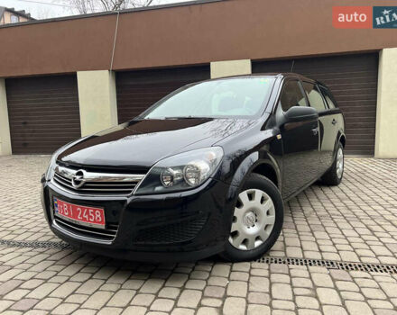 Черный Опель Астра, объемом двигателя 1.6 л и пробегом 152 тыс. км за 5799 $, фото 1 на Automoto.ua