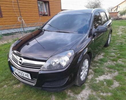 Черный Опель Астра, объемом двигателя 1.7 л и пробегом 280 тыс. км за 6000 $, фото 1 на Automoto.ua