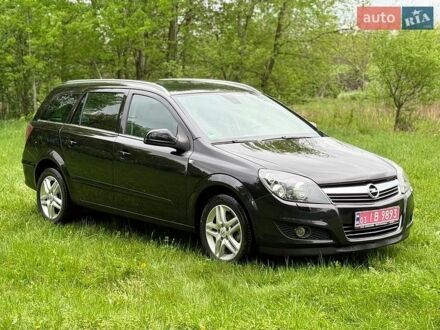 Черный Опель Астра, объемом двигателя 1.6 л и пробегом 208 тыс. км за 5950 $, фото 1 на Automoto.ua