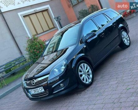Опель Астра 2010 у Стрые на Automoto.ua Чорний Опель Астра, об'ємом двигуна 1.9 л та пробігом 310 тис. км за 5500 $, фото 1 на Automoto.ua