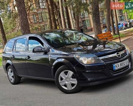 Черный Опель Астра, объемом двигателя 1.6 л и пробегом 265 тыс. км за 5999 $, фото 1 на Automoto.ua