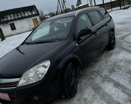 Черный Опель Астра, объемом двигателя 1.6 л и пробегом 230 тыс. км за 4980 $, фото 1 на Automoto.ua