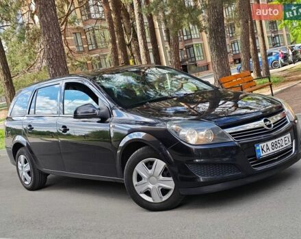 Черный Опель Астра, объемом двигателя 1.6 л и пробегом 270 тыс. км за 5300 $, фото 1 на Automoto.ua