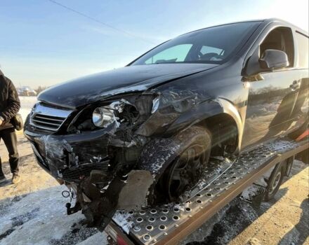 Черный Опель Астра, объемом двигателя 1.7 л и пробегом 260 тыс. км за 3000 $, фото 1 на Automoto.ua