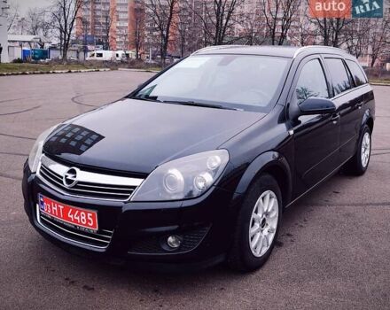 Черный Опель Астра, объемом двигателя 1.6 л и пробегом 172 тыс. км за 5350 $, фото 1 на Automoto.ua