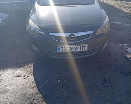 Черный Опель Астра, объемом двигателя 1.7 л и пробегом 317 тыс. км за 6000 $, фото 1 на Automoto.ua