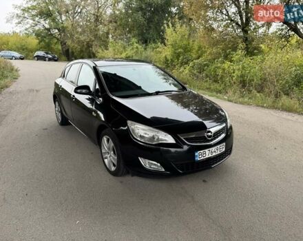 Черный Опель Астра, объемом двигателя 1.69 л и пробегом 249 тыс. км за 3950 $, фото 1 на Automoto.ua