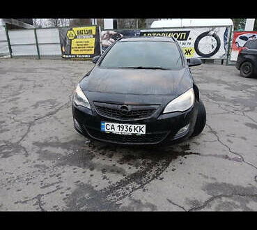 Черный Опель Астра, объемом двигателя 1.7 л и пробегом 265 тыс. км за 6500 $, фото 1 на Automoto.ua