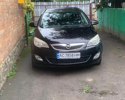 Черный Опель Астра, объемом двигателя 1.7 л и пробегом 266 тыс. км за 5100 $, фото 1 на Automoto.ua