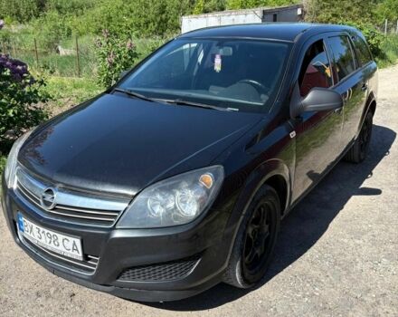 Чорний Опель Астра, об'ємом двигуна 1.7 л та пробігом 280 тис. км за 5300 $, фото 1 на Automoto.ua