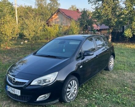 Черный Опель Астра, объемом двигателя 1.6 л и пробегом 205 тыс. км за 4000 $, фото 1 на Automoto.ua
