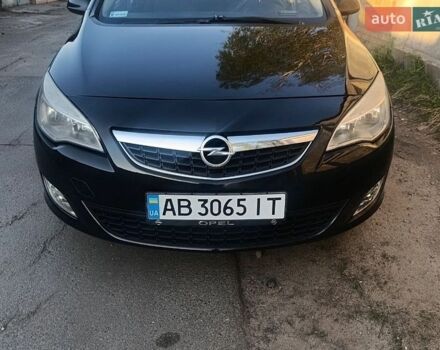 Черный Опель Астра, объемом двигателя 1.7 л и пробегом 340 тыс. км за 6500 $, фото 1 на Automoto.ua