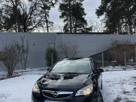 Черный Опель Астра, объемом двигателя 1.6 л и пробегом 182 тыс. км за 8100 $, фото 1 на Automoto.ua