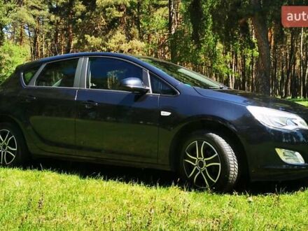 Черный Опель Астра, объемом двигателя 1.3 л и пробегом 330 тыс. км за 5200 $, фото 1 на Automoto.ua