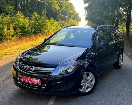 Чорний Опель Астра, об'ємом двигуна 1.4 л та пробігом 142 тис. км за 4999 $, фото 1 на Automoto.ua