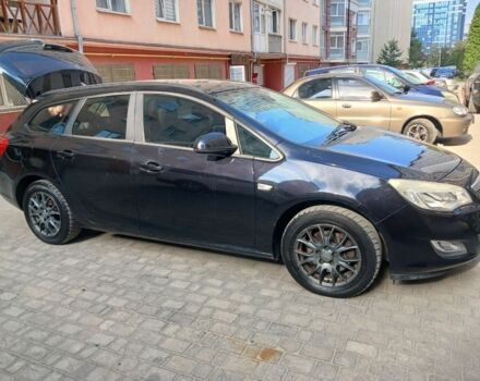 Черный Опель Астра, объемом двигателя 1.7 л и пробегом 300 тыс. км за 6200 $, фото 1 на Automoto.ua