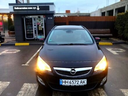Черный Опель Астра, объемом двигателя 1.4 л и пробегом 307 тыс. км за 6500 $, фото 1 на Automoto.ua