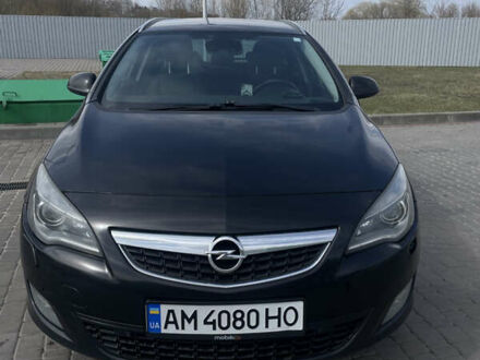 Черный Опель Астра, объемом двигателя 1.69 л и пробегом 245 тыс. км за 7400 $, фото 1 на Automoto.ua