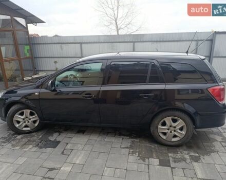 Черный Опель Астра, объемом двигателя 1.6 л и пробегом 231 тыс. км за 6200 $, фото 1 на Automoto.ua