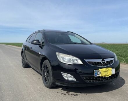Черный Опель Астра, объемом двигателя 1.7 л и пробегом 367 тыс. км за 7300 $, фото 1 на Automoto.ua