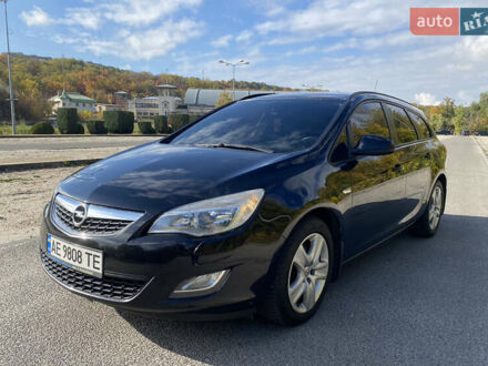 Чорний Опель Астра, об'ємом двигуна 1.7 л та пробігом 245 тис. км за 7600 $, фото 1 на Automoto.ua