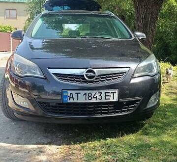 Черный Опель Астра, объемом двигателя 1.7 л и пробегом 244 тыс. км за 7500 $, фото 1 на Automoto.ua