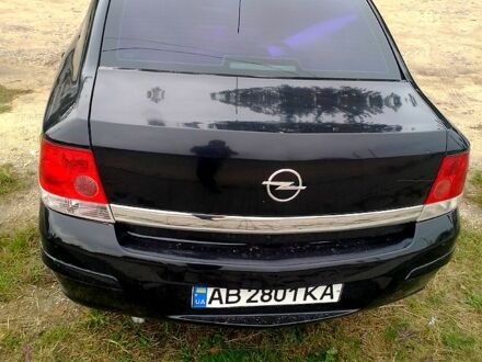 Черный Опель Астра, объемом двигателя 1.6 л и пробегом 183 тыс. км за 5500 $, фото 1 на Automoto.ua