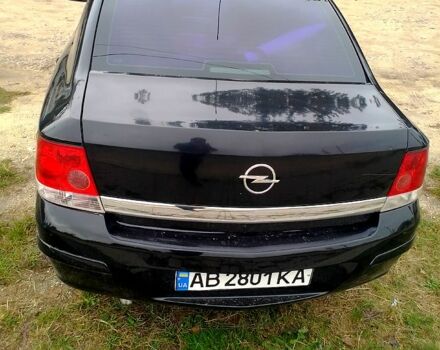 Чорний Опель Астра, об'ємом двигуна 1.6 л та пробігом 183 тис. км за 5500 $, фото 1 на Automoto.ua