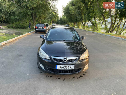 Черный Опель Астра, объемом двигателя 1.3 л и пробегом 340 тыс. км за 5400 $, фото 1 на Automoto.ua