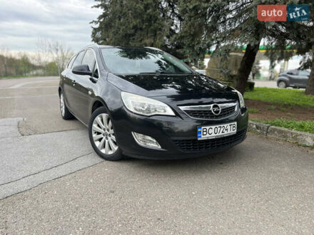 Опель Астра 2011 у Стрые на Automoto.ua Чорний Опель Астра, об'ємом двигуна 1.3 л та пробігом 262 тис. км за 5900 $, фото 1 на Automoto.ua