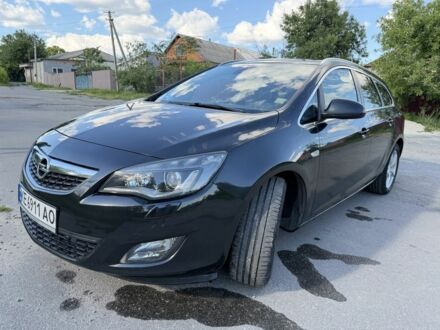 Чорний Опель Астра, об'ємом двигуна 2 л та пробігом 263 тис. км за 7700 $, фото 1 на Automoto.ua
