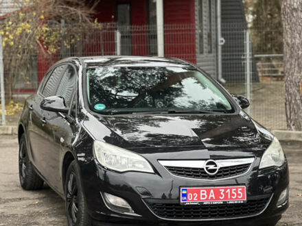 Черный Опель Астра, объемом двигателя 1.6 л и пробегом 174 тыс. км за 7500 $, фото 1 на Automoto.ua