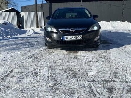Чорний Опель Астра, об'ємом двигуна 2 л та пробігом 310 тис. км за 8500 $, фото 1 на Automoto.ua
