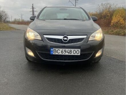 Черный Опель Астра, объемом двигателя 1.4 л и пробегом 165 тыс. км за 3312 $, фото 1 на Automoto.ua